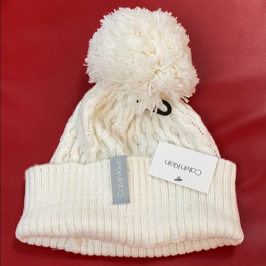 Calvin Klein Solid Cable Beanie